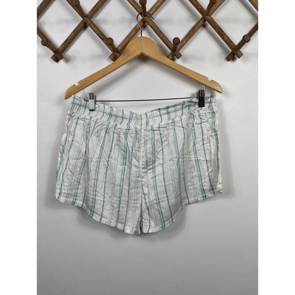 Splendid Notch Collar PJ Set Size L - Picture 9 of 11